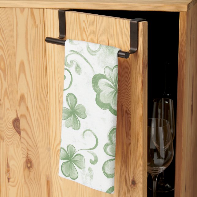  Green Clover Pattern • St. Patrick’s Day  Kökshandduk (Thirds Fold)