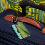 Green Countryside Landscape Bagagebricka<br><div class="desc">Spot your bags easily at the airport with this scenic countryside landscape luggage tag. The bold green fields and minimalist design make your suitcase stand out while adding a touch of personal style to your travel gear. Durable and functional, this tag is a great gift for travelers who enjoy hiking,...</div>