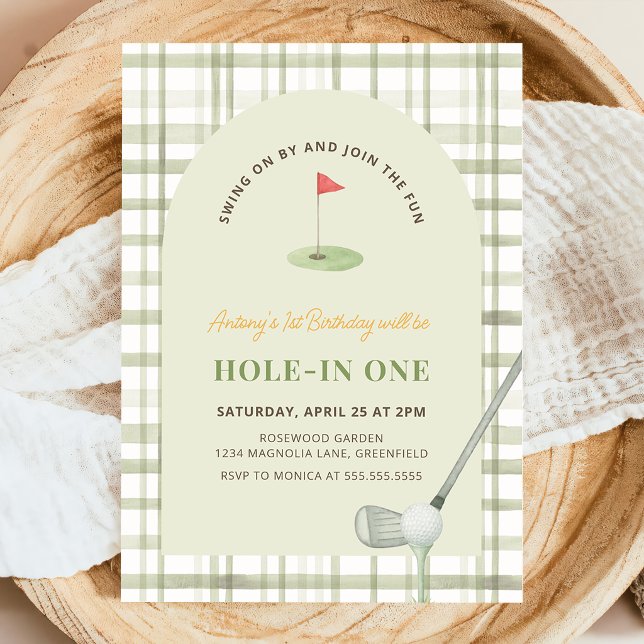 Green Gingham Hole in One Golf Birthday Invitation Inbjudningar (Skapare uppladdad)