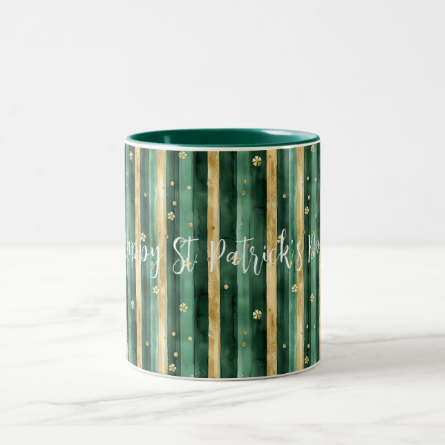Green Gold Shamrock St. Patrick's Day Stripes Två-Tonad Mugg (Center)