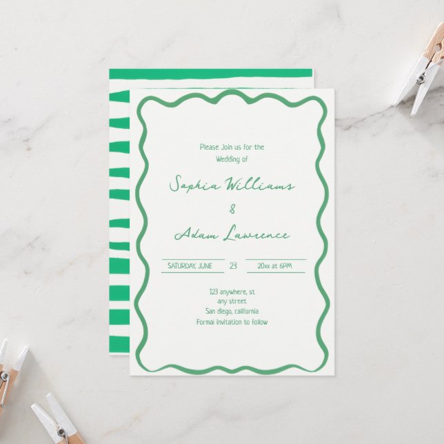 Green Hand Written Pinstripes Whimsical Wedding Inbjudningar (Fram/Back In Situ)