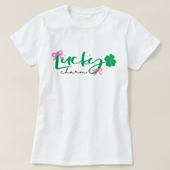 Green Pink Lucky Charm St Patrick's Day  T Shirt (Design framsida)