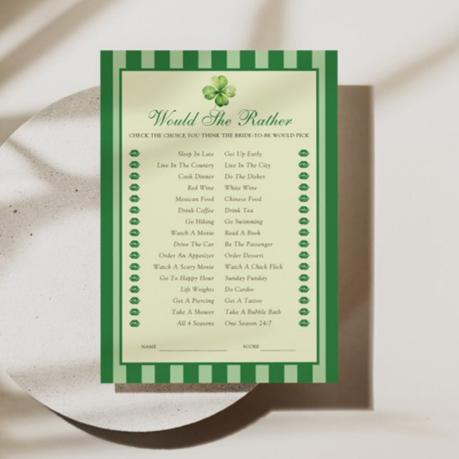 Green Striped Clover Would She Rather Game Card Inbjudningar (Skapare uppladdad)