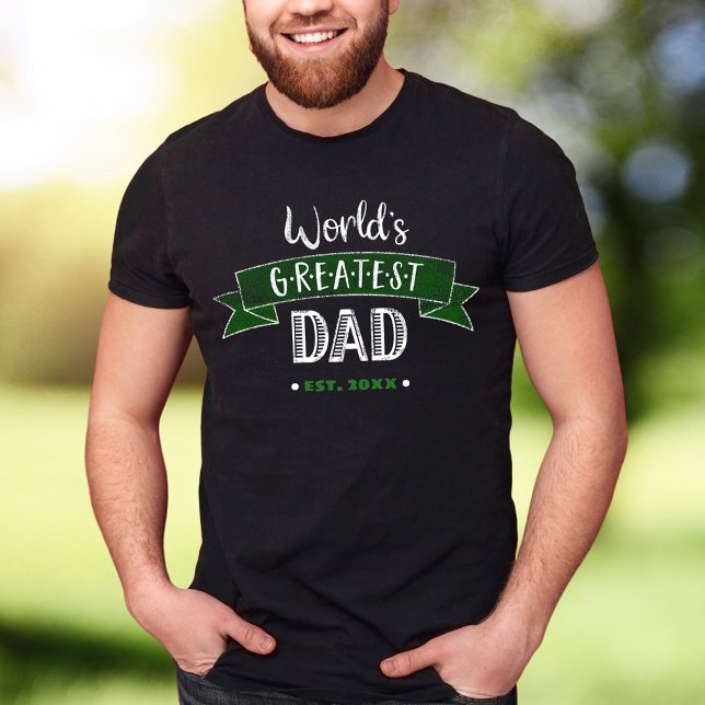 Green World’s Greatest Dad Distressed Typografi  T Shirt (Skapare uppladdad)