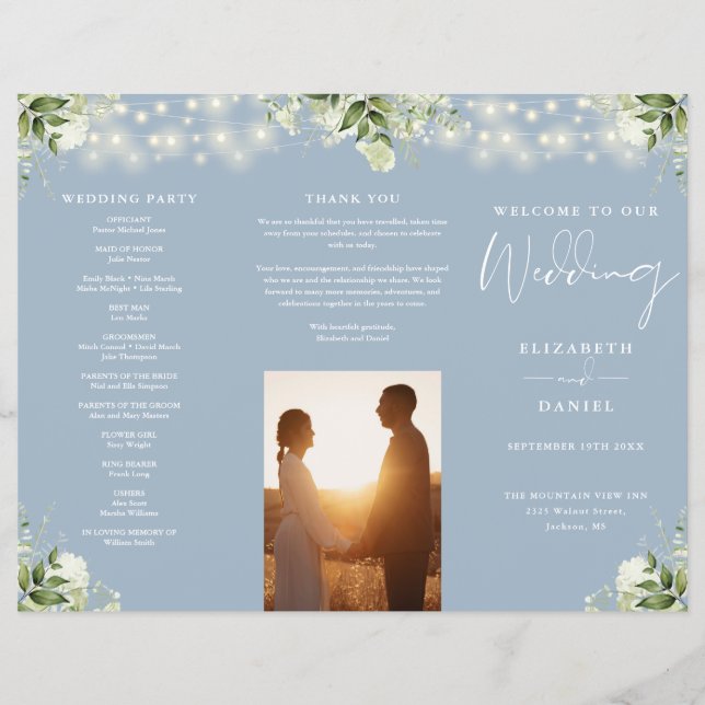 Greenery Lights Dusty Blue Trifold Wedding Program (Framsidan)