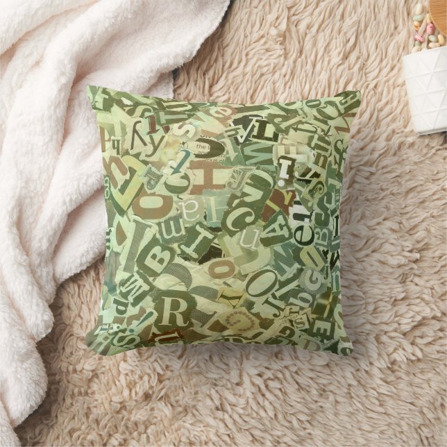 Greenish Alphabet Pillow Kudde (Filt)