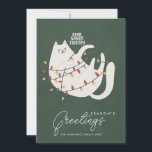 Greetings för den finstilta julhelgen i Ljus Julkort<br><div class="desc">En eländig och lekfull vit katt är uppsliten i rött och gult Jul ljus. Frasen "Kära tomten jag försökte" är ovanför. Anpassa med ditt namn nedan och med ett personligt meddelande på baksidan.</div>