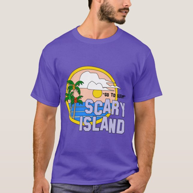 Greetings From Scary Islandhe Peach Fuzz T Shirt (Framsida)