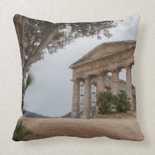 Grekisk tempel vid Segesta, Sicilien Kudde