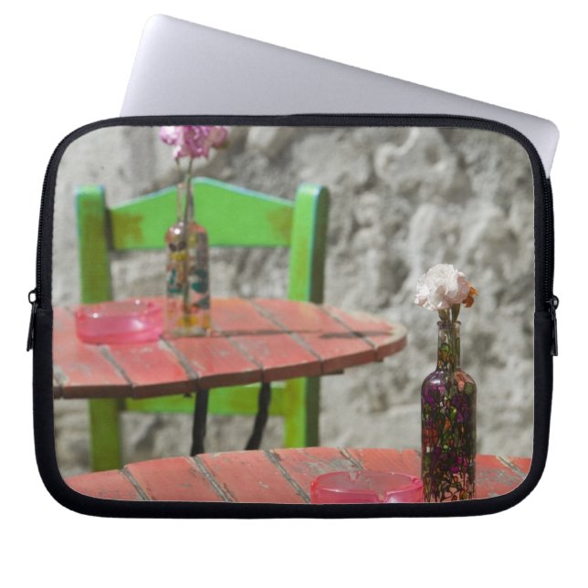 GREKLAND, CRETE, Hania Province, Hania: Färgstark  Laptop Sleeve (Framsidan)