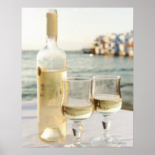 Grekland Cyclades öar, Mykonos, vin på bord Poster