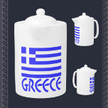 Grekland och Greklands Flagga<br><div class="desc">Den grekiska Flagga med "Grekland" i namn eller ord nedan i blått. Roligt för resenärer att minnas resa,  semester eller helgdag. Underbart sätt att hedra och visa kärlek och pride i ert härd,  arv och kultur på Ohi Day,  familjeåterföreningar eller när som helst.</div>