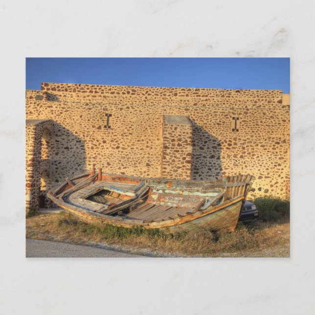 Grekland, Santorini, Oia. Gammal fiskebåt torr Vykort (Framsida)