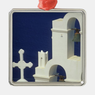 Grekland, Santorini. Utsikt över en grekisk kyrka Julgransprydnad Metall