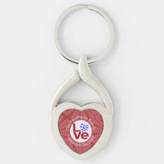 Greklands röda KÄRLEK Flagga Personliggjord Twisted Heart Silverfärgad Nyckelring
