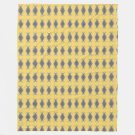 Grey diamond motif on yellow design fleecefilt