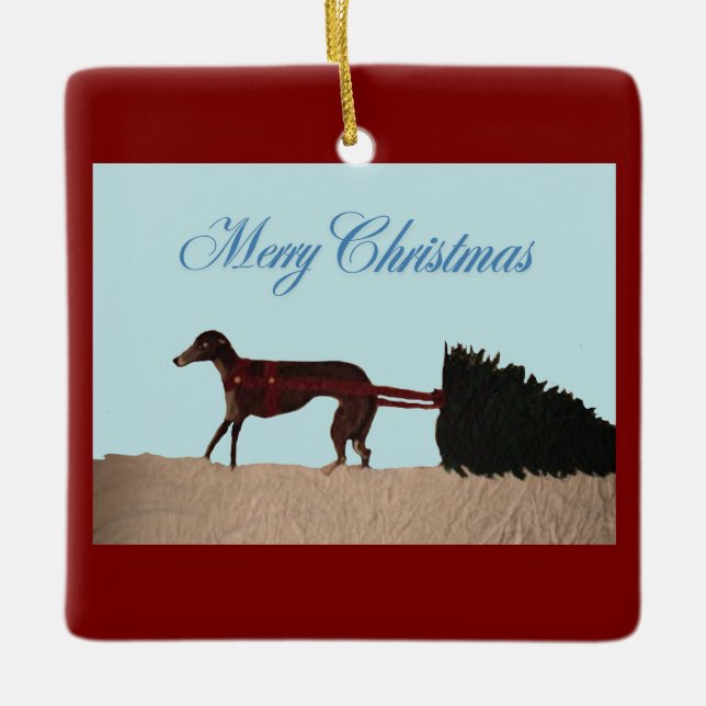 Greyhound drar en julgran genom snö julgransprydnad keramik (Framsida)