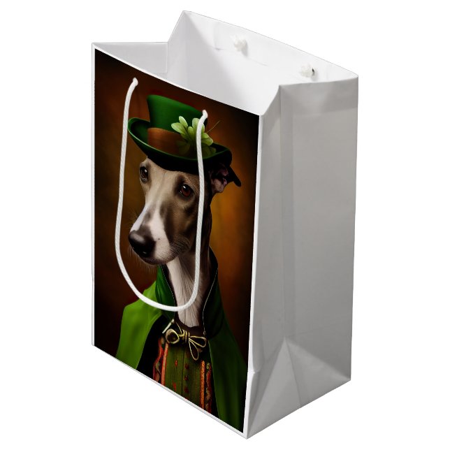 Greyhound Hund i St. Patrick Dress (Framsidan Vinklad)