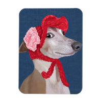 Greyhound med Red Wooly Hat