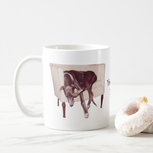 Greyhound Sleeping in stol Cute Personlig Kaffemugg (Med munk)