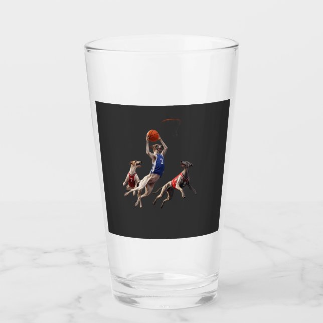 Greyhounds playing basketball glass glaskopp (Framsida)