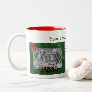 Greyhounds Pulling Sleigh-julfoto Två-Tonad Mugg