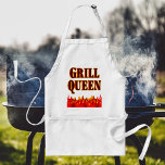 Grill Queen Funny BBQ Say Apron Förkläde<br><div class="desc">Grill Queen sa ett westernare flammande teckensnitt för kockar och kokokokokokokokokokokokokokokokokokokokokokokokokokokokokokokokokokokockar.  Med bilder av rött och orange flammar i designens grund. Ett annat original av MomsRetro.</div>