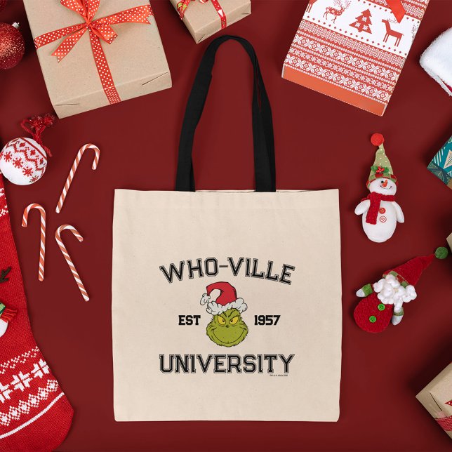 Grinch | WHO-ville Universiteten Est 1957 Tygkasse (Tote bag on table)