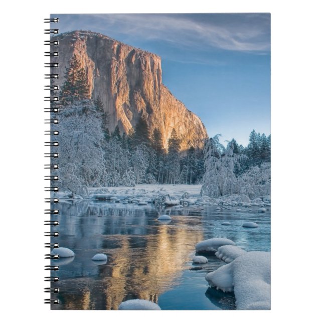 Grindar i Yosemite Anteckningsbok Med Spiral (Framsidan)