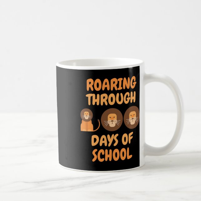 Grinnande 100 dagar av Lejon Lärare K Kaffemugg (Höger)