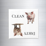 Gris Piggy Clean Dirty Dishwasher Magnet<br><div class="desc">Den här designen har skapats genom digital grafik. Det kan vara personlig i området att tillhandahålla eller anpassa genom att klicka för att anpassa ytterligare alternativ och ändra namn, initialer eller ord. Du kan också ändra texten färg och stil eller ta bort texten för en bilddesign. Kontakta mig på colorflowcreations@gmail.com...</div>