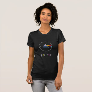 gris som flyger i fängelsemönster tee shirt