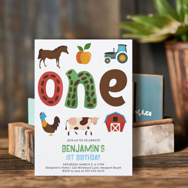 Grisar Barnyard Animals Fruits Cute 1:a födelsedag Inbjudningar (farm tractor animals barnyard petting zoo 1st birthday invitation first boy modern cute illustration)