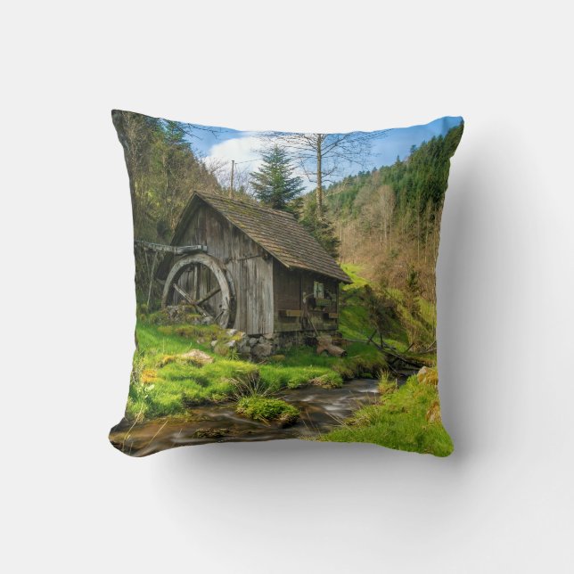 Grist Mill in the Black Forest Kudde (Framsida)