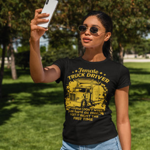 Gritty kvinnlig lastbil-chaufför med pride t shirt
