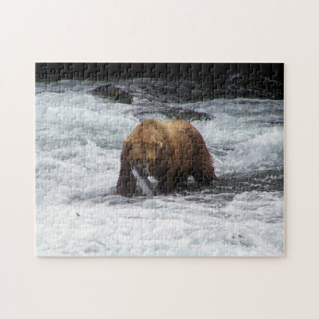 Grizzly Bear Alaska Salmon Fishing Wildlife Pussel (Horisontell)