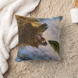 Grizzly Bear Catching Steelhead Salmon-kudde Kudde