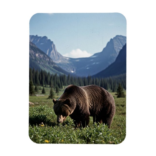 Grizzly Bear in Glacier National Park Travel Magnet (Vertikal)