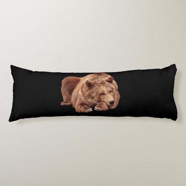 GRIZZLY BEAR SLEEPY BODY PILLOW KROPPSKUDDE (Framsidan)