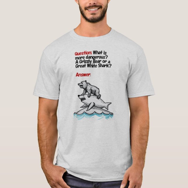 Grizzly Bear vs. Shark T-shirt (Framsida)