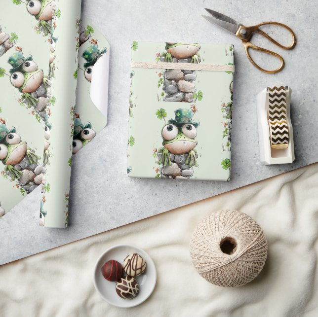 Groda med grön hatt och shamrock söt mönster presentpapper (Hantverk)