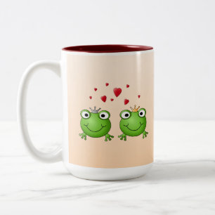 GrodaPrince och grodaPrincess, med hearts. Två-Tonad Mugg