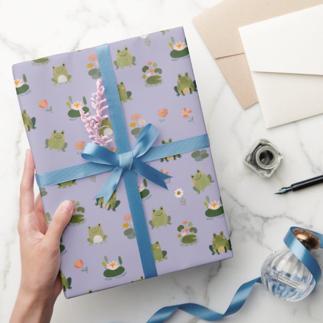 Grodynglar & näckrosblad på blekgrått-lila presentpapper (Gifting)