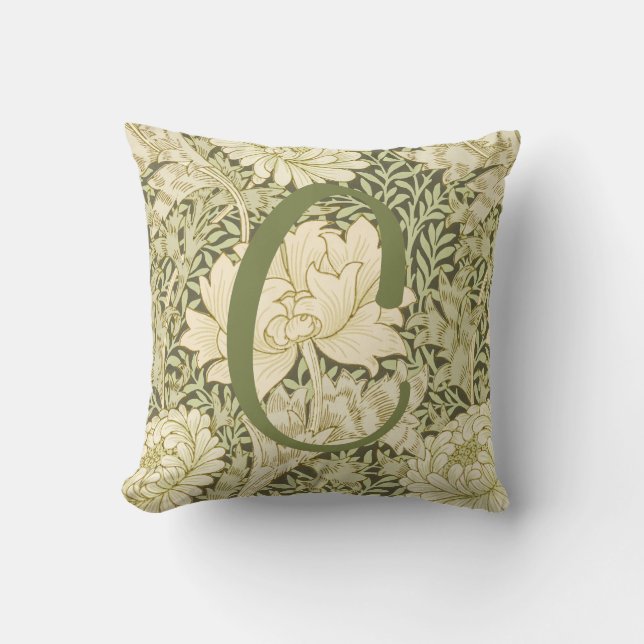 Grön blomsterrik William Morris-design med monogra Kudde (Framsida)