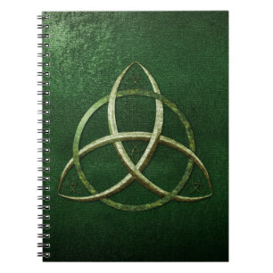 Grön Celtic Trinityfnurra Anteckningsbok Med Spiral