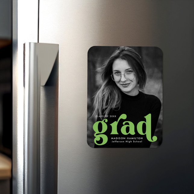 Grön foto Studenten i fetstil, limning Magnet (Skapare uppladdad)