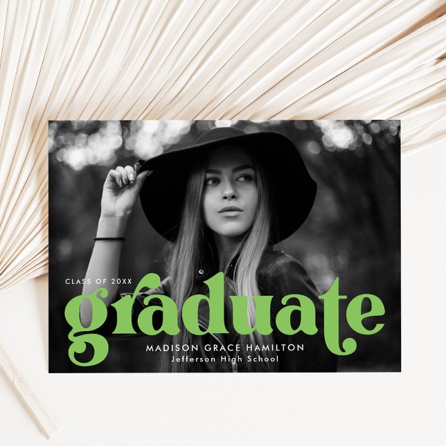Grön foto Studenten i fetstil, limning Meddelande (Skapare uppladdad)