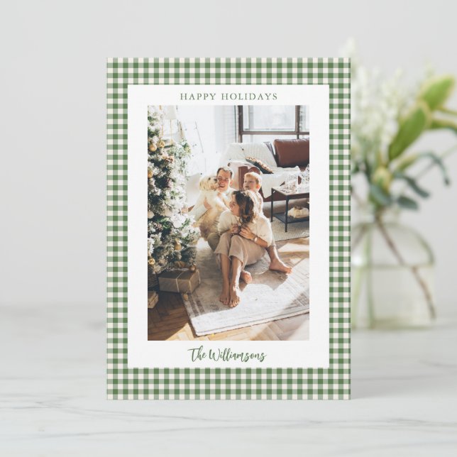 Grön Gingham 2 Foto Holiday Ram Script Elegant Julkort (Stående Fram)