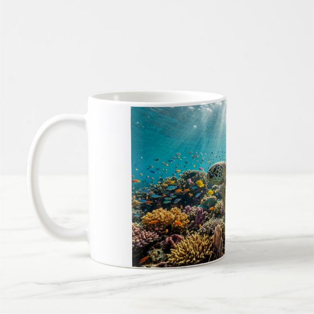 Grön havssköldpadda glider över rev kaffemugg (Vänster)