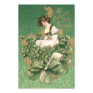 Grön irländsk kvinna med grön rosett Shamrock lerp Fototryck